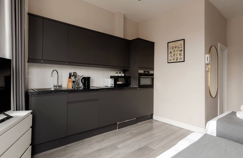 South Hampstead Hotel | Fairhazel Gardens Studios