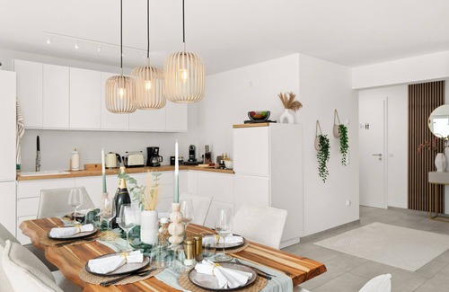 Bielefeld Apartment | Fairmieten: Exklusive Suite I Terrasse I Parkplatz I Netflix