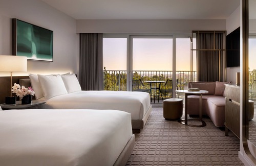 Los Angeles Hotel | Fairmont Century Plaza Gold Experience