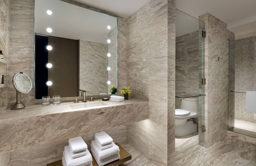Los Angeles Hotel | Fairmont Century Plaza Gold Experience