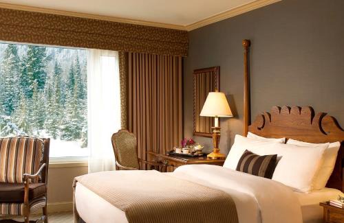 Blackcomb Resort | Fairmont Chateau Whistler