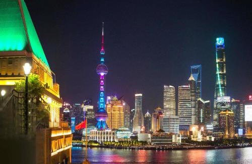 Downtown Shanghai Hotel | Fairmont Peace Hotel on the Bund