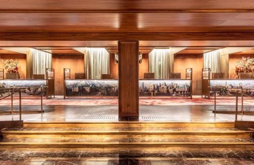 Financial District Hotel | Fairmont Royal York Hotel