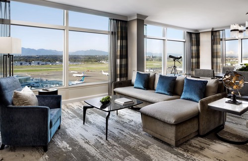 Richmond Hotel | Fairmont Vancouver Airport - Gold Experience
