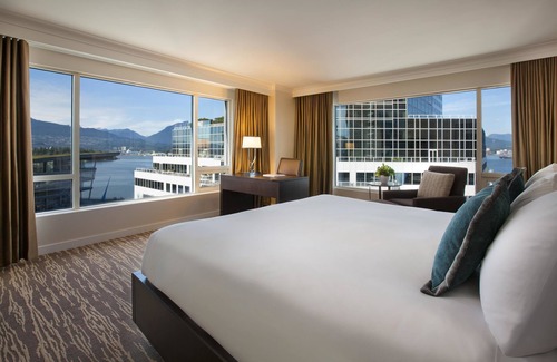 Coal Harbour Hotel | Fairmont Waterfront
