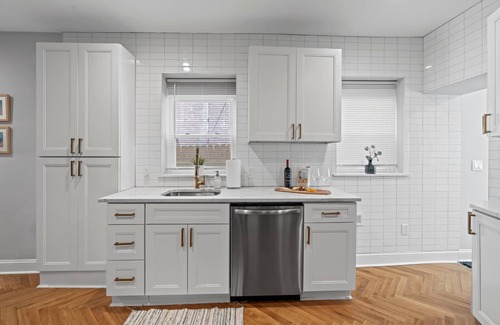 Fairmount House | Fairmount | Big Backyard | Kid Friendly Game House