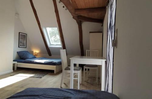 Dedendorf Apartment | FairSchlafen-Dachstudio