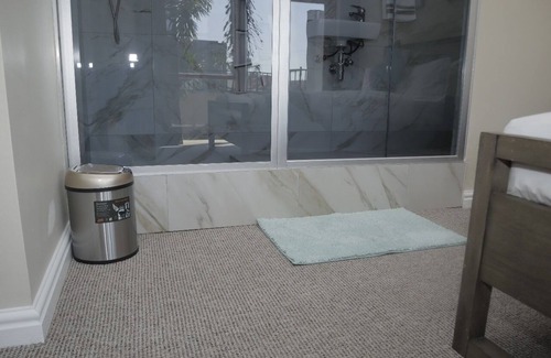 Goodwood Cabin | FAIRSTAY LODGE- SELF CATERING ACCOMMODATION IN PAROW CAPE TOWN