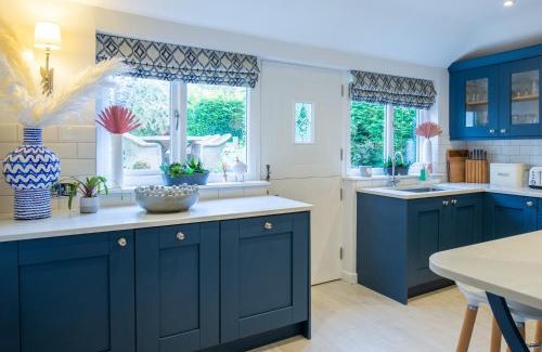 Longborough House | Fairview Cottage