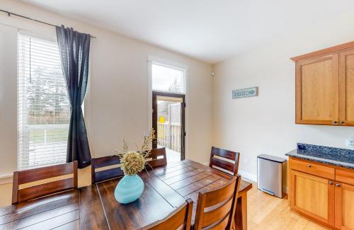 Seaside House | Fairway and Far Away