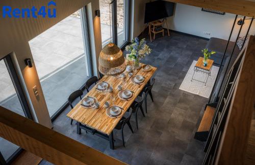 Gietrzwald Villa | Fairway House by Rent4You