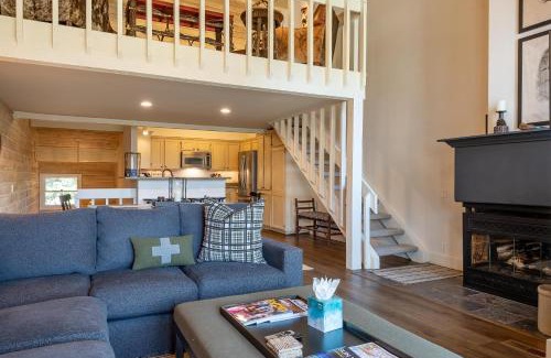 Elkhorn Village House | Fairway Nine Condo 4350