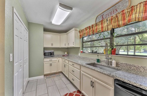 Avon Park House | Fairway to Heaven - Golf Course Home with Heated Saltwater Pool near Lake Lotela