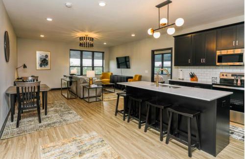 Altoona Apartment | Fairway