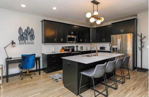 Altoona Apartment | Fairway