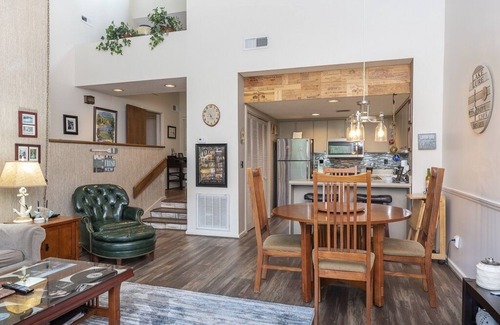 Lake Lure House | Fairway Villa 1406 at Rumbling Bald