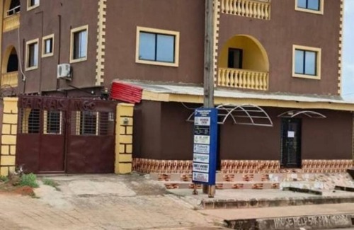 Yaba Apartment | Fairways Apartments : 1 Bedroom Apartmentnn