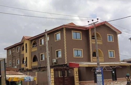 Yaba Apartment | Fairways Apartments : 1 Bedroom Apartmentnn