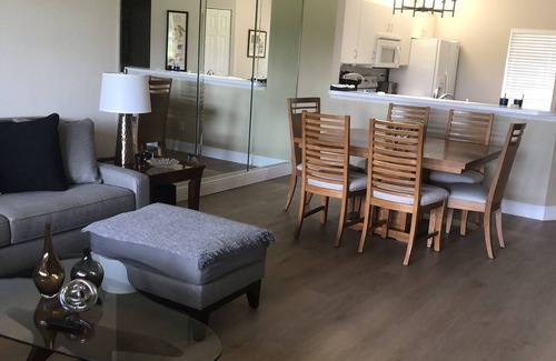 Central Naples Condo | Fairways at Emerald Greens - Very Nice and Spacious 2BR Condo! Central Location