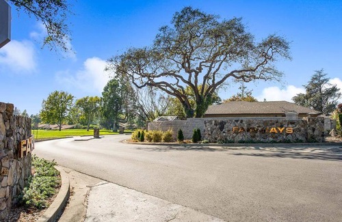 Napa Apartment | Fairways Silverado Golf &Country