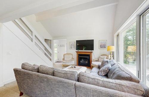 Intervale House | Fairy Cottage in the Wood