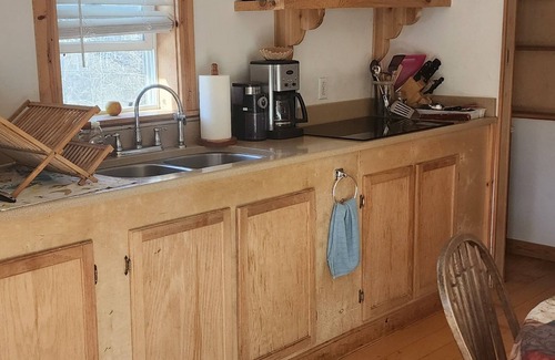 Carpenter Cabin | Fairy House - two bedroom cabin on a peaceful farm