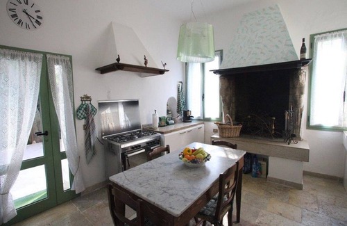 Romano d'Ezzelino Other | Fairytale Castle with Garden