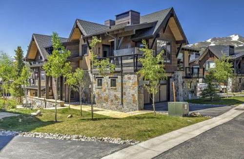Woodmoor House | Falcon Haus Home