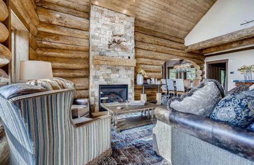 Breckenridge Heights House | Falcon Mews Lodge Stunning Luxury Mountain Home