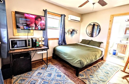 Pauma Valley Cabin | Falcon's Chalet- Cabin