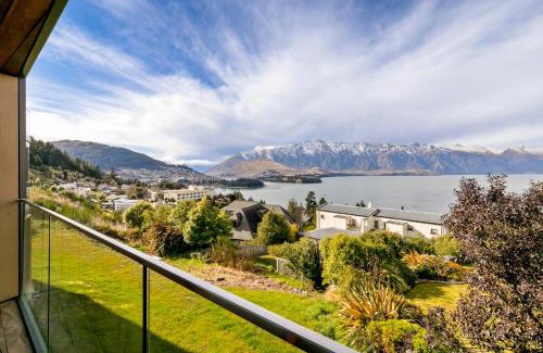 Fernhill Villa | Falcon's View Queenstown