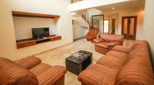 Yelahanka Bed & Breakfast | Falcon Suites Yelahanka New Town