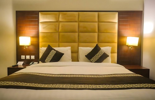 Lahore Hotel | Faletti's Express - Shimla Hill
