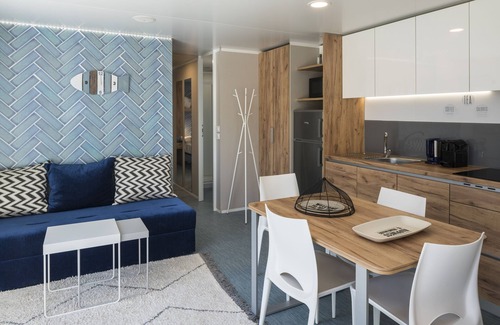 Zadar RV Rental | Falkensteiner Premium Mobilehomes Zadar - Camping