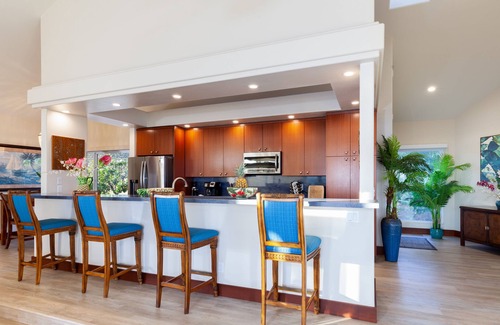Kamuela House | FALL 20% Off Oct/Nov'25 - Breathtaking Ocean, Coast, Volcano Views + Pool & Spa