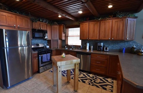 Lake City House | FALL 2023 DATES OPEN!nLuxury beach resort home on beautiful Lake Missaukee