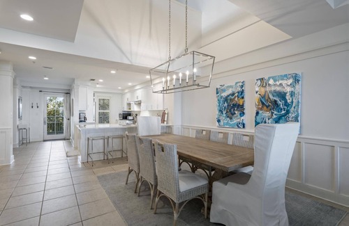 Gulf District Condo | Fall Availability! Beachside #17 - Gulf Views - Steps to Beach Club! Balcony Views! 4 Bikes!