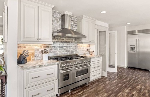 Flowery Branch Apartment | Fall by the Lake Farm Experience, Sauna, & More!