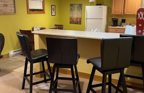 Boyne Falls Condo | Fall Color Fun - Boyne Mtn - sleeps 4-6