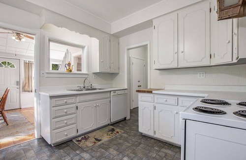 South Haven House | Fall Dates Available!