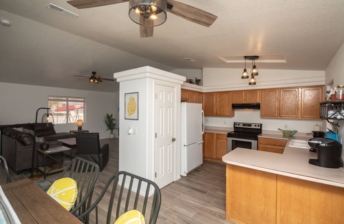 Lake Havasu City House | Fall Discount! Enjoy the private pool/spa under the stars. Many amenities!