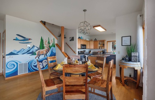 Hoodsport House | FALL Discounted Prices | Private Beach | Kayak | EV Chargers