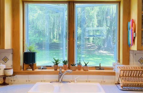Margaretville House | Fall Foliage Catskills Escape Family-Friendly Farmhouse 5 Minutes from Town