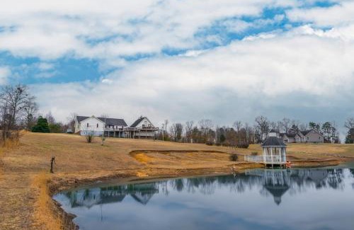 Bryant House | Fall Foliage Retreat Hot Tub and Pond Deck