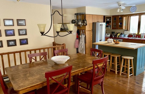 Ghent House | Fall Foliage Retreat – 4BR/3BA Hillside Home Near Berkshires, Sleeps 8