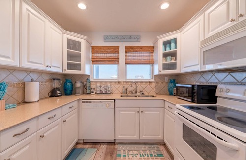 Indian Beach House | Fall for Galveston 15% Off Your Stay This Season