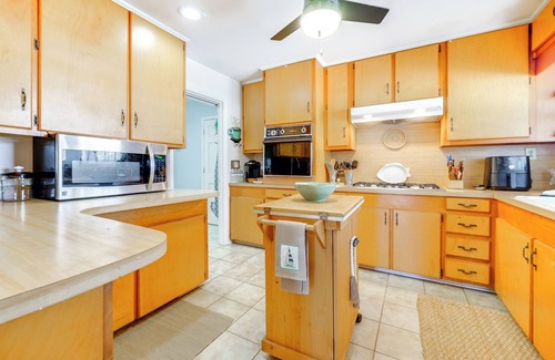 Hampstead House | Fall Home Getaway in Surf City Limits