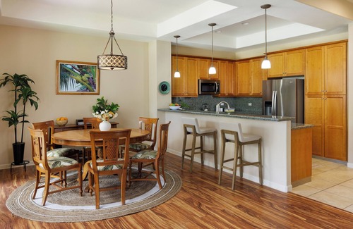Kamuela House | Fall in Hawaii! See Our Location!.Read Our Reviews!.So Many Extras!