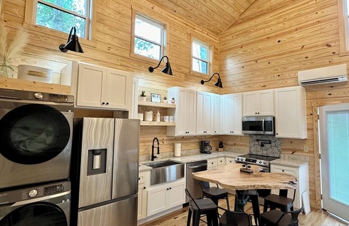 Cub Run Cabin | ✨🍂Fall in🧡 NEW A-Frame Cabin near Mammoth Cave National Park with lake views!