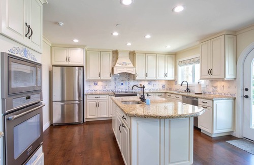 Temecula House | Fall Into Luxury 25% Off Private Vineyard Getaway